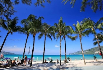 The Taksim Patong Beach Hotel,,4 star
