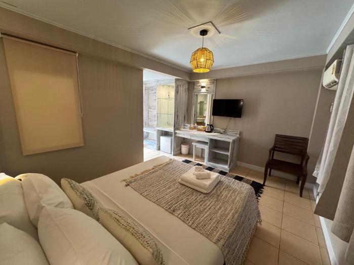 the taksim patong beach hotel