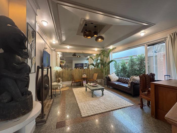 the taksim patong beach hotel