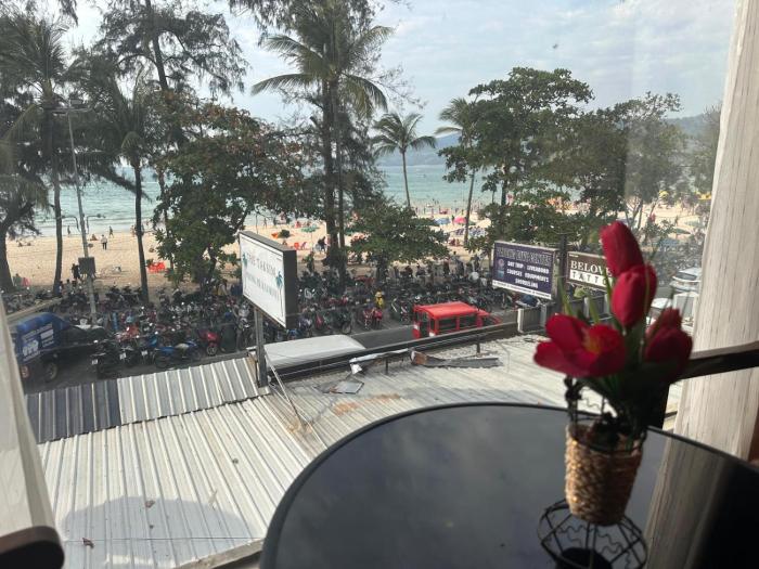 the taksim patong beach hotel