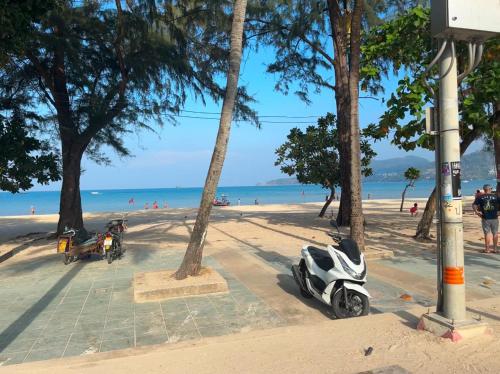 the taksim patong beach hotel