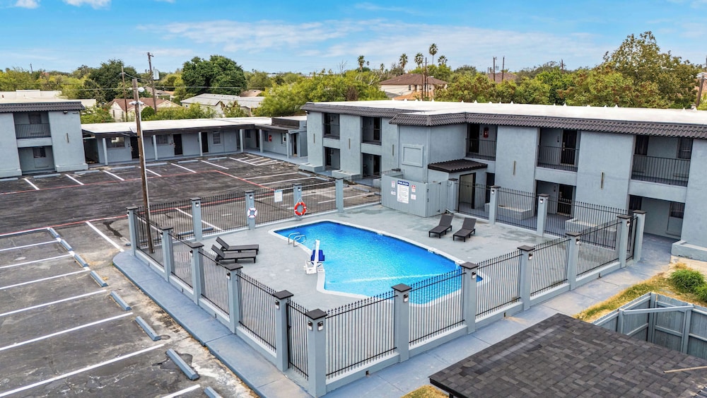 guesthouse extended stay laredo