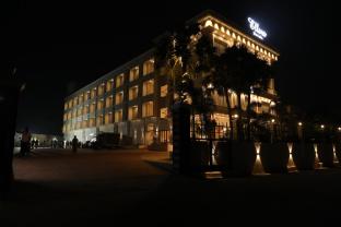 ellora hotel