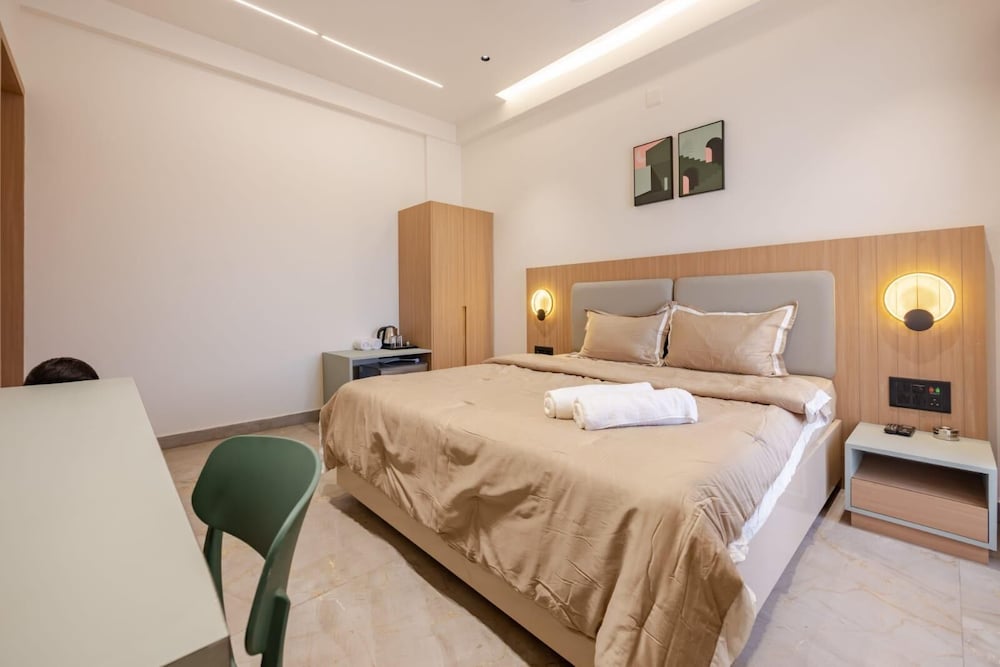 shivam hotel madhavpur