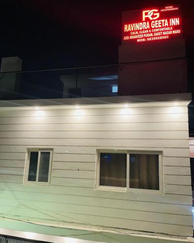Ravindra Geeta Inn,,2 star