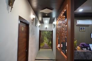 sunroof hotel and rooftop kitchen