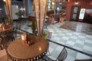 sunroof hotel and rooftop kitchen