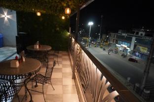 sunroof hotel and rooftop kitchen