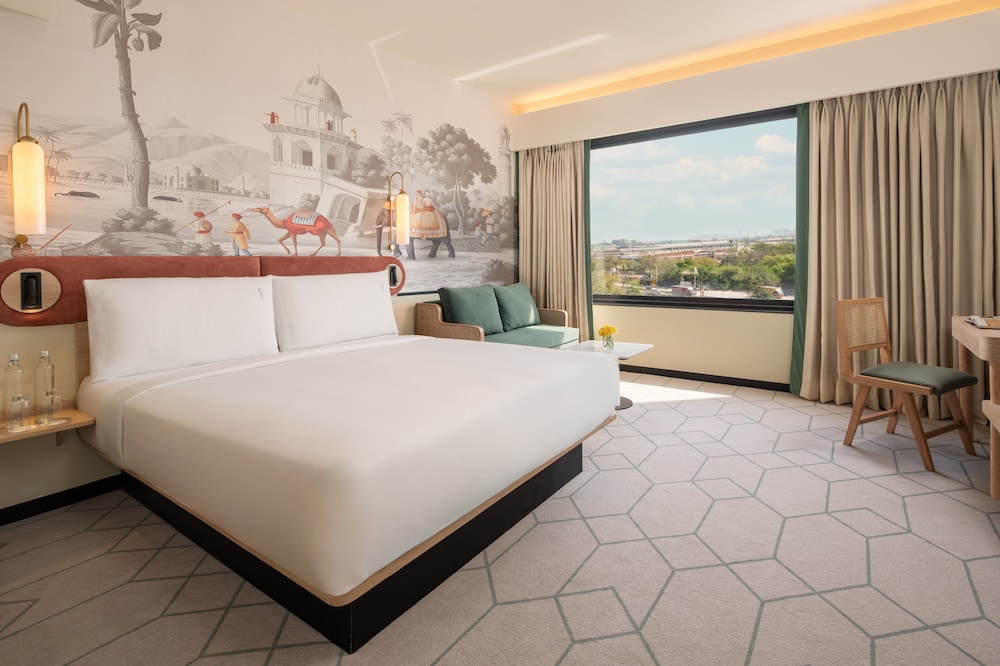 holiday inn gurgaon nh8 by ihg