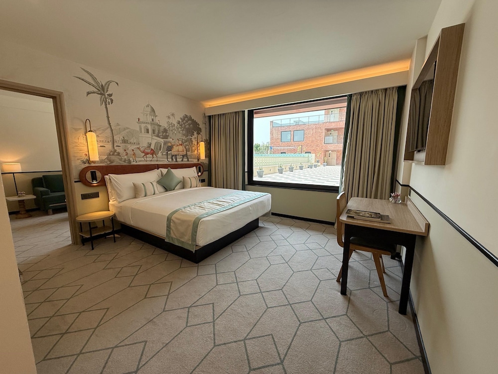 holiday inn gurgaon nh8 by ihg