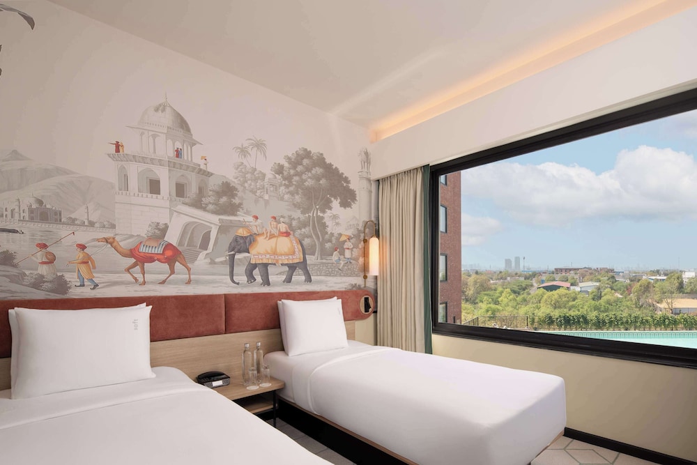 holiday inn gurgaon nh8 by ihg