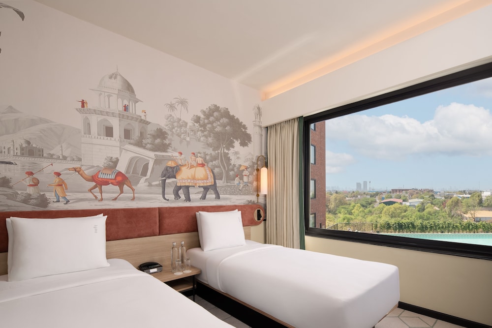 holiday inn gurgaon nh8 by ihg