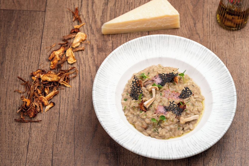 holiday inn gurgaon nh8 by ihg