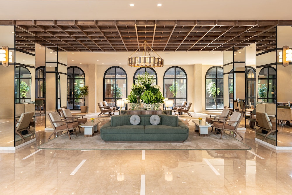 holiday inn gurgaon nh8 by ihg