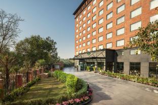 holiday inn gurgaon nh8 by ihg