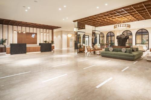 holiday inn gurgaon nh8 by ihg