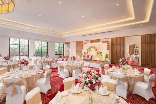 holiday inn gurgaon nh8 by ihg