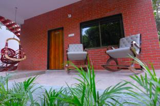 maruti resort and villas