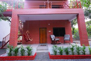 maruti resort and villas