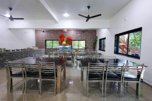 maruti resort and villas