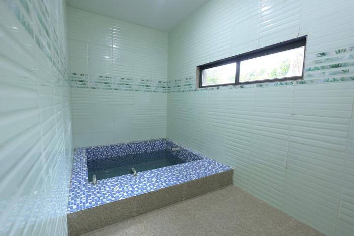 maruti resort and villas