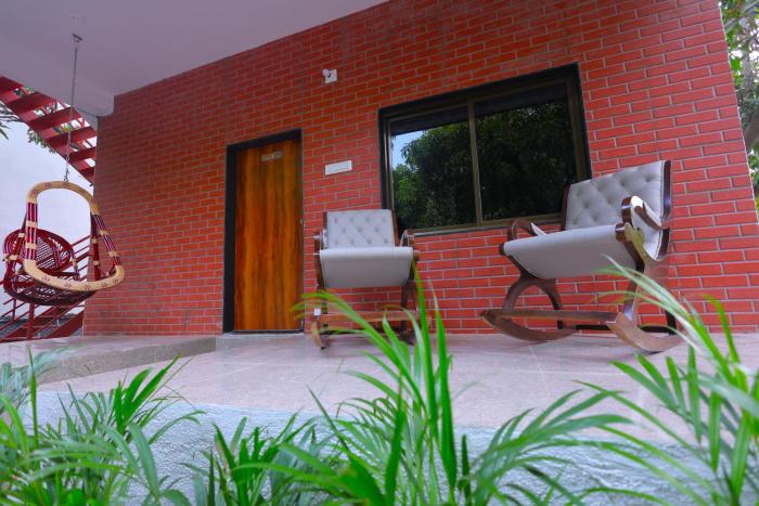 maruti resort and villas