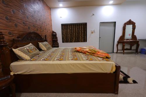 maruti resort and villas