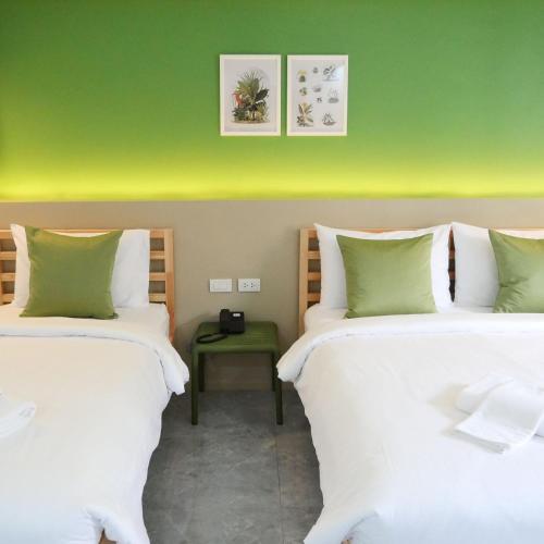 Chill Chill Hotel,,3 star