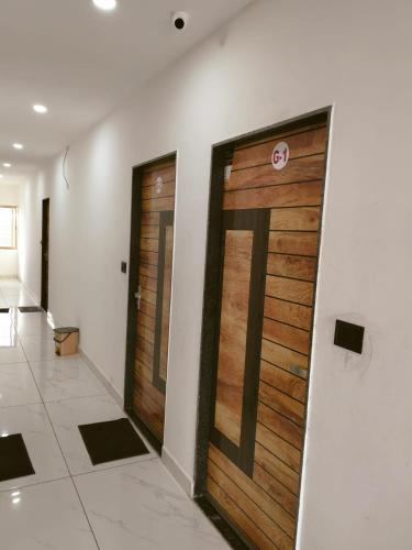 gurukrupa yatri niwas