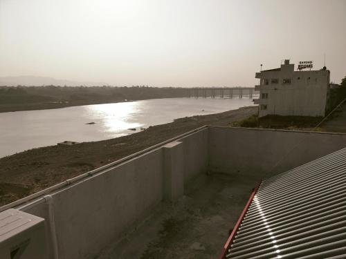 gurukrupa yatri niwas