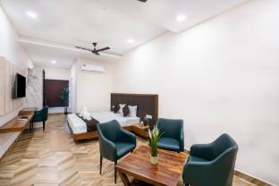 pincode 90 executive suites