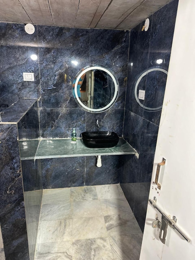 raghav resort jaisalmer