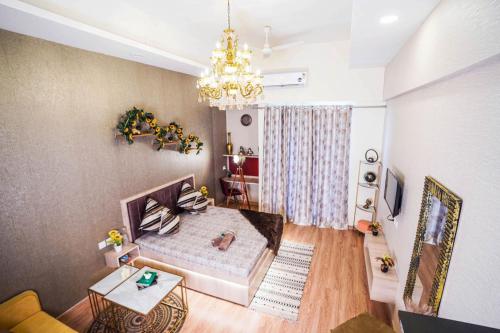 Richa's Home At Gaur Mall,,4 star