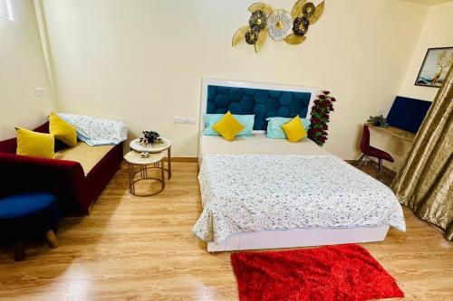 richas home at gaur mall