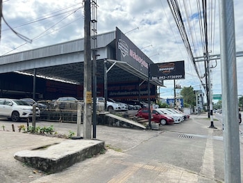 terminal2 hotel phukettown