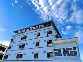 terminal2 hotel phukettown