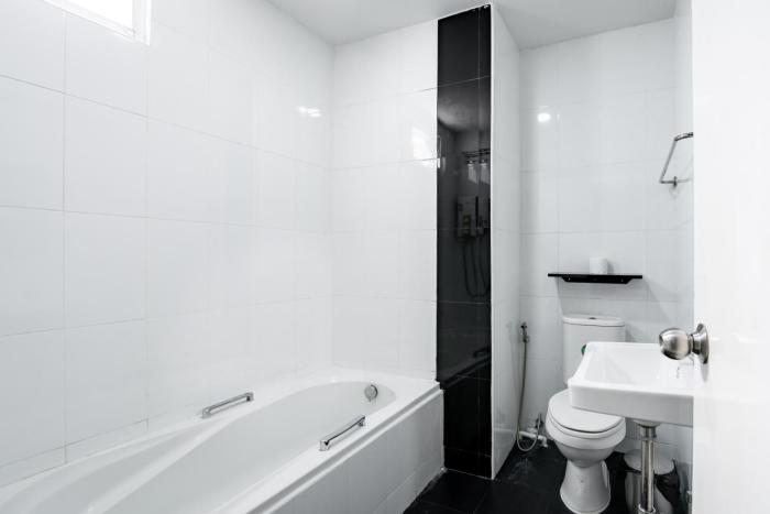 terminal2 hotel phukettown