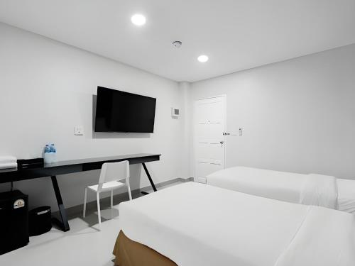 terminal2 hotel phukettown