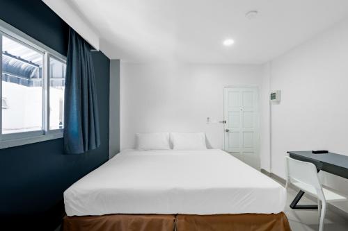 terminal2 hotel phukettown