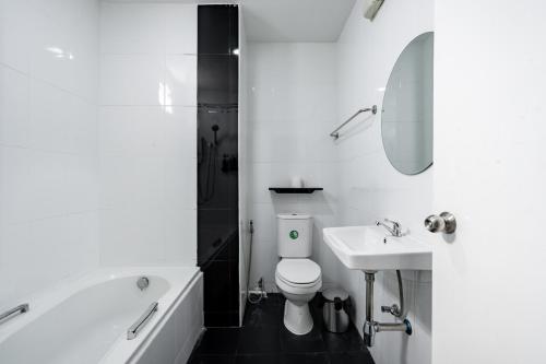 terminal2 hotel phukettown