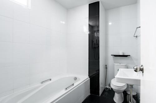 terminal2 hotel phukettown