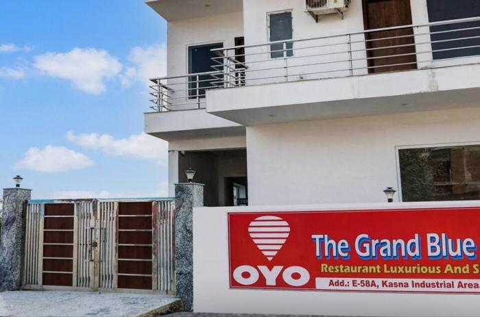 the grand blue hotel