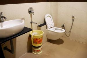 hotel gayatri palace