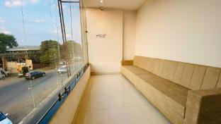 hotel gayatri palace