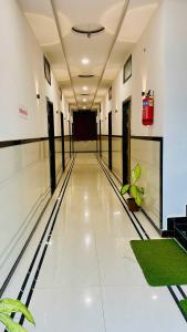 hotel gayatri palace