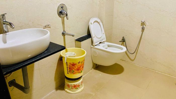 hotel gayatri palace