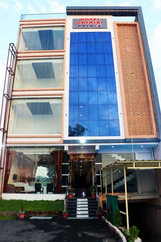 Hotel Gayatri Palace,,2 star