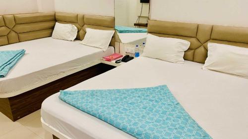 hotel gayatri palace