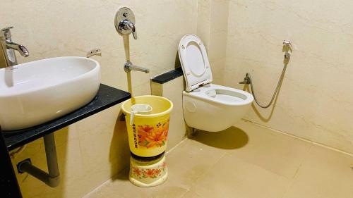 hotel gayatri palace