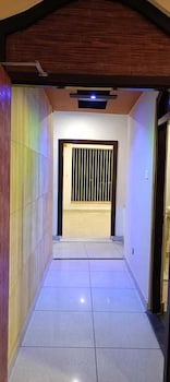 Star Palace Inn,,2 star